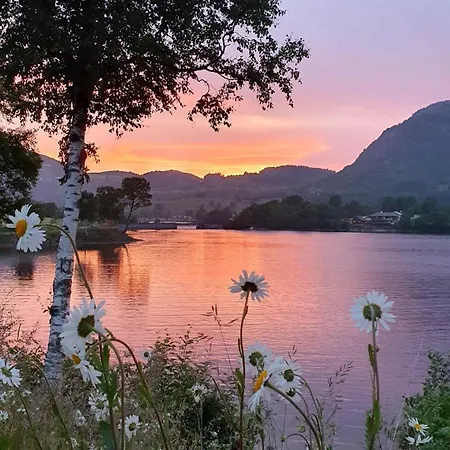 Pulpit Rock Vaulali *