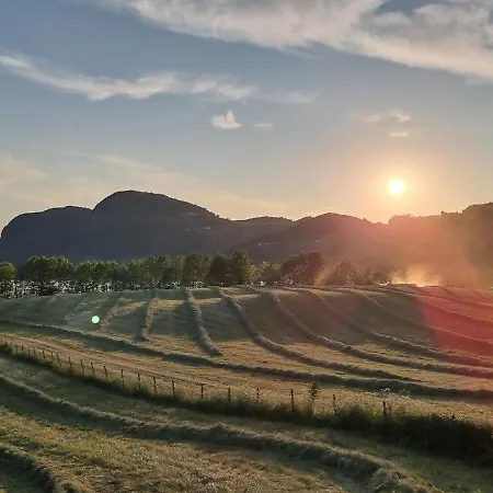 Pulpit Rock Vaulali Tau