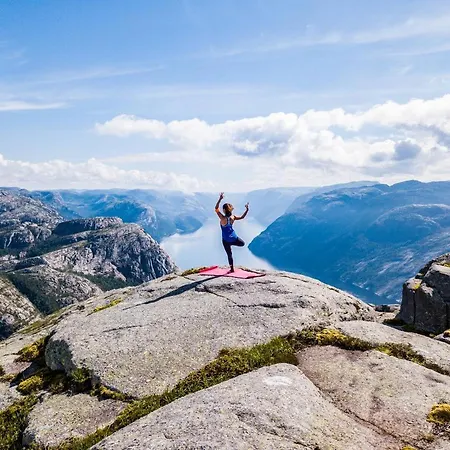 Pulpit Rock Vaulali Hostal Tau