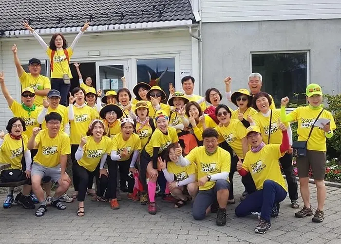 Pulpit Rock Vaulali * Tau