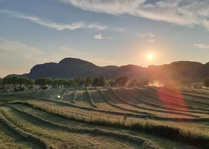 Pulpit Rock Vaulali Tau