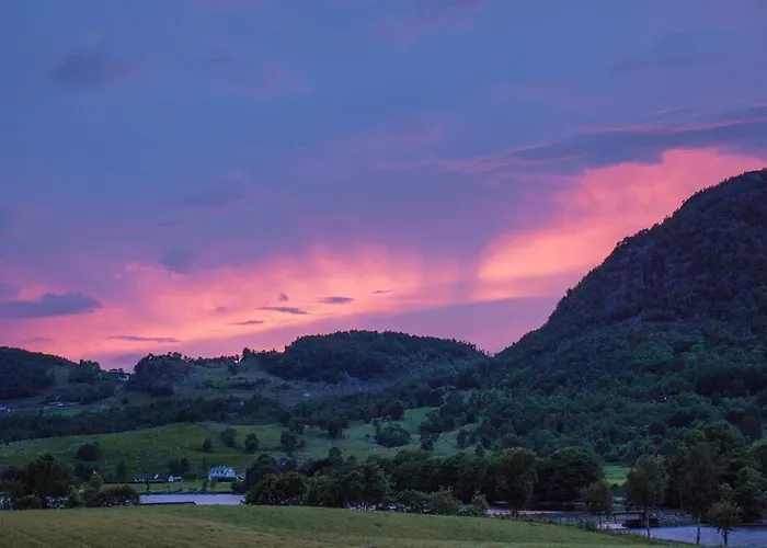 Pulpit Rock Vaulali * Tau