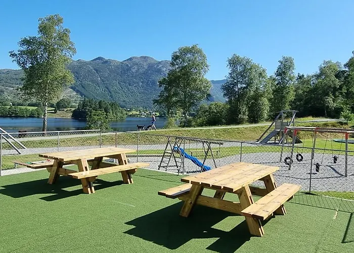 Pulpit Rock Vaulali *